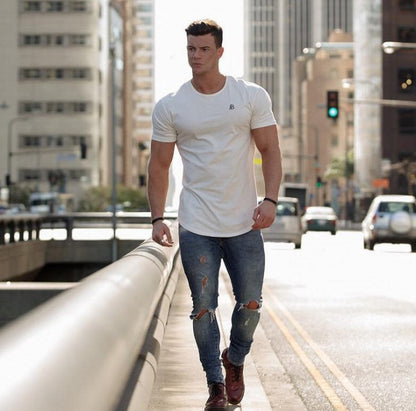 Casual men's athletic T-shirt outfit