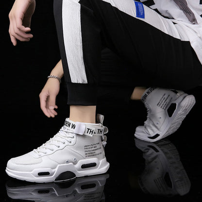 Classic casual sneakers for everyday wear