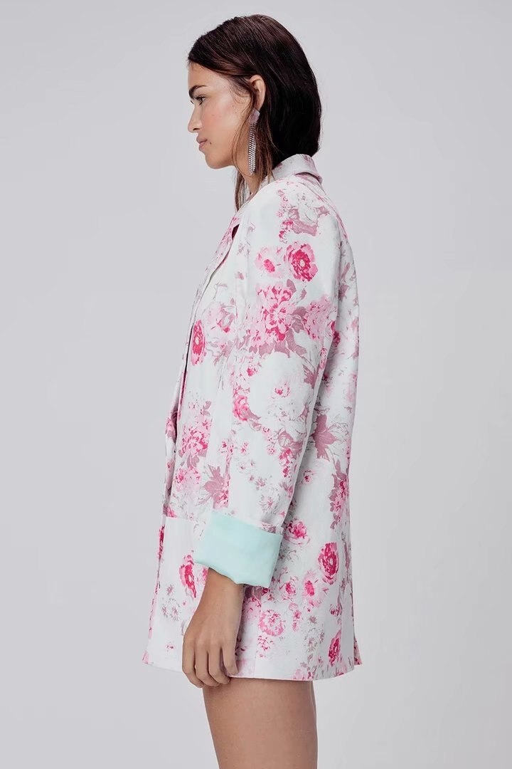 Elegant floral suit jacket front view