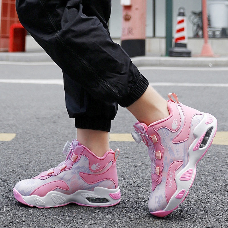 Lightweight athletic sneakers for running