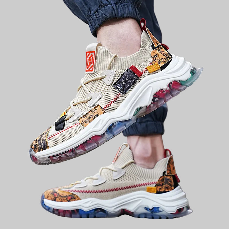 Lightweight mesh running shoes