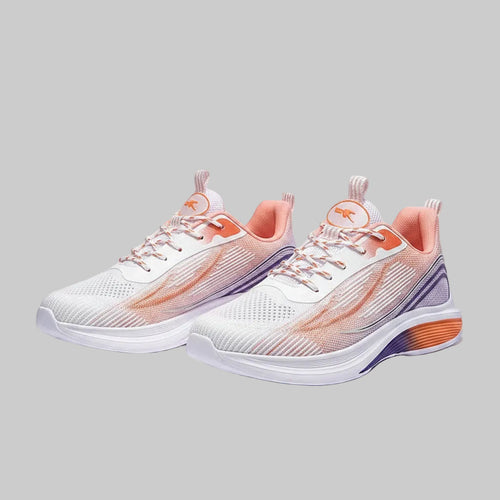 Lightweight mesh soft sole sneakers