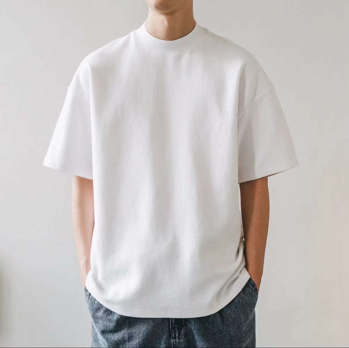 Men's minimalist solid color streetwear top