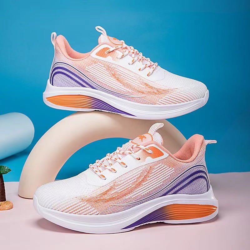 Mesh sneakers for everyday wear