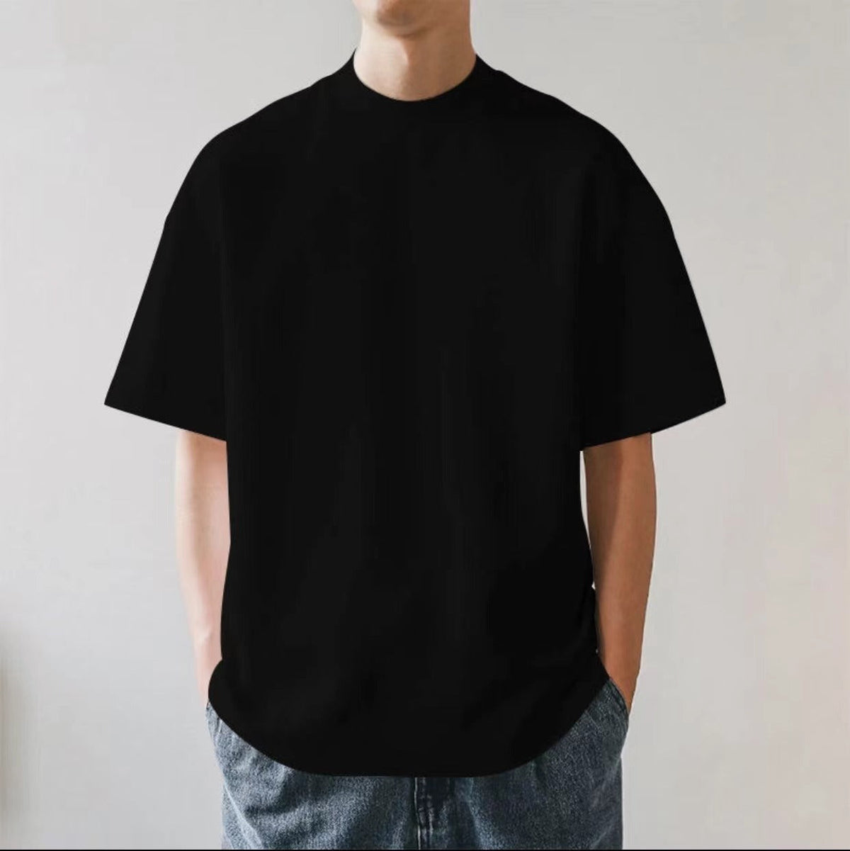 Retro-inspired oversized men's T-shirt