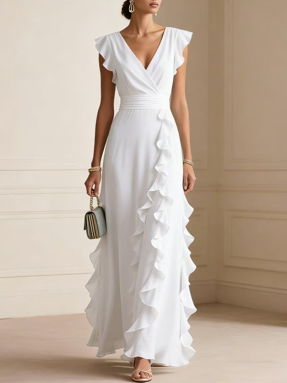 Women's flowy sleeveless evening maxi dress