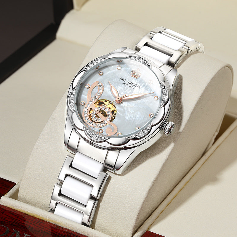 Women's mechanical fashion timepiece