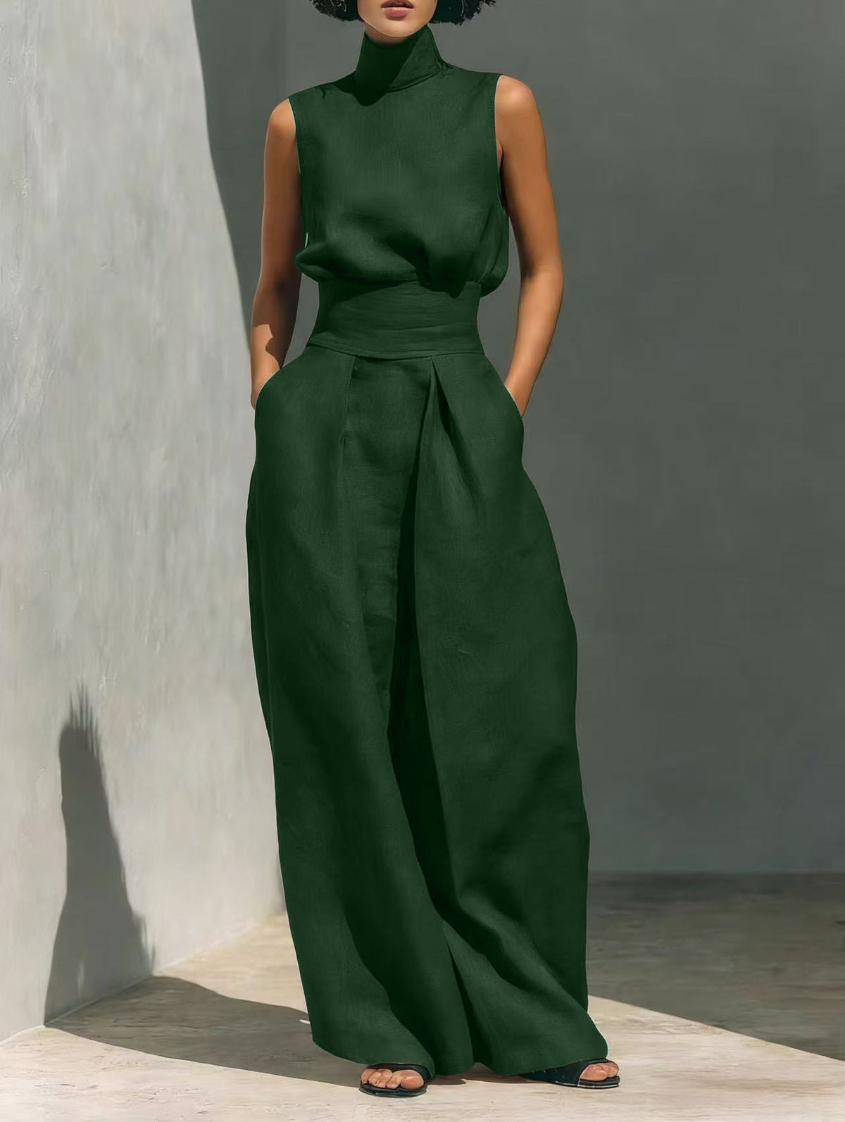 Women's relaxed sleeveless summer outfit