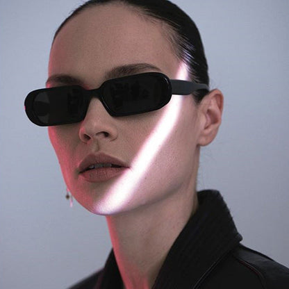 Women's retro small frame sunglasses